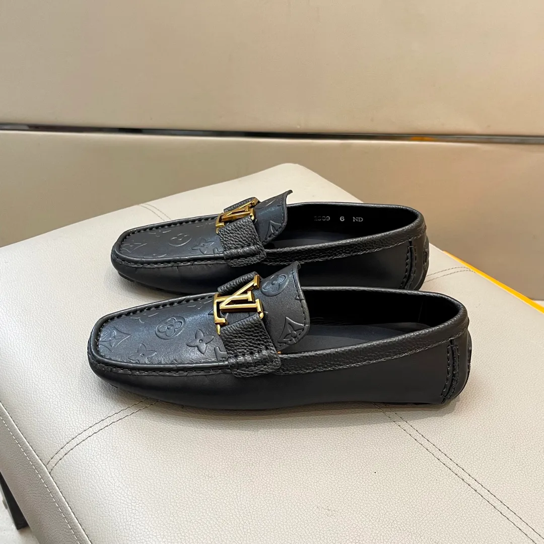Factory price: 460💰LV men's beanie shoes 2025 official website synchronization <market top version> cowhide pressed grid ➕ black cow lining original packaging. Size 38-45